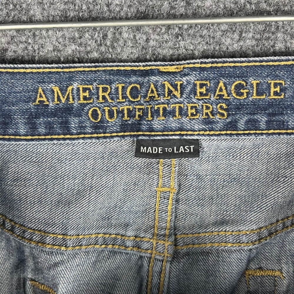 American Eagle Jeans Mens 33 Blue Distressed Straight Leg Medium Wash Denim - Picture 9 of 11